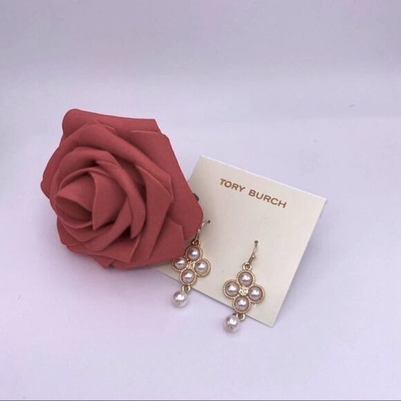 New Tory Burch Gold Four Pearl French Wire Dangle Earrings - Picture 8 of 8